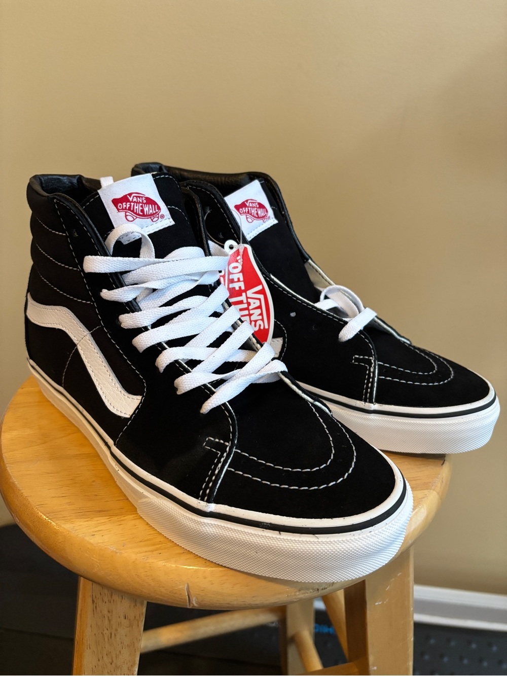 Vans NWT 8.5 Sk8-Hi Black/Black/White High-Top Skate Sneakers